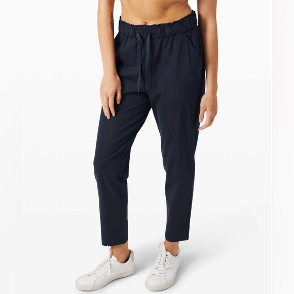 Lululemon Keep Moving Pant 7/8 High-Rise Black Size 10 - Picture 1 of 10